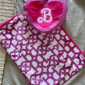Barbie Plush Throw Blanket